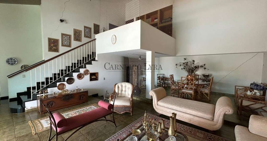 Casa com 3 quartos à venda por R$1.300.000 - Jardim Alvorada, Jaú-SP