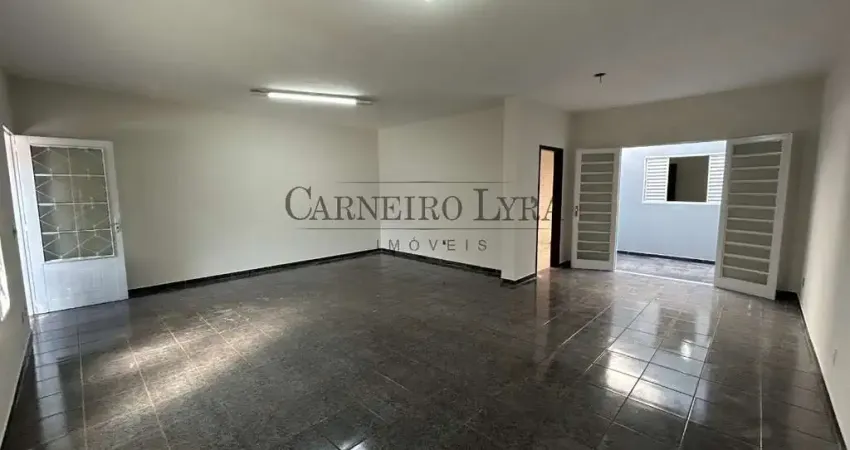 Casa para alugar por R$1.940 - Jd Maria Cibele, Jaú