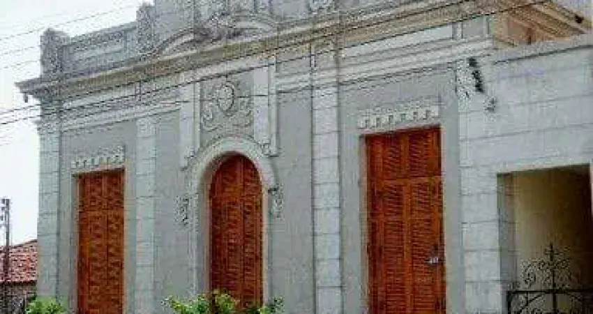 Casarão de 194,70m², para locação por R$3.300/mês - Centro, Jaú/SP