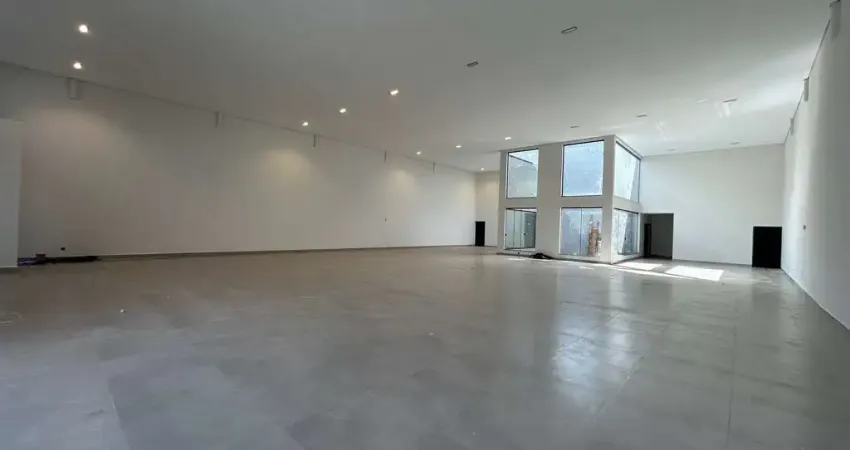 Galpão / Barracão para locação, com 600m², por R$18.000,00 - Chácara Braz Miraglia, Jaú, SP