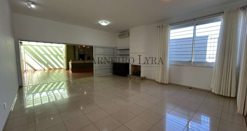 Casa com 3 suítes para alugar por R$4.900,00 - Chácara Bela Vista, Jaú, SP