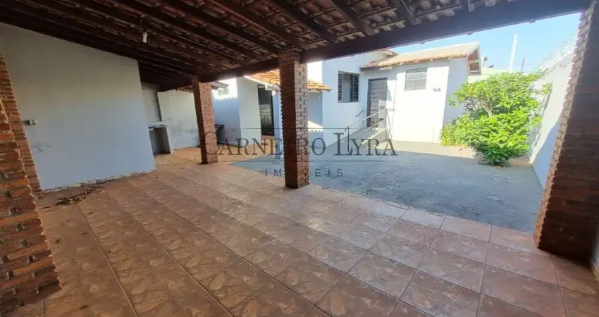 Casa com 3 quartos à venda por R$300.000 - Vila Maria Cristina