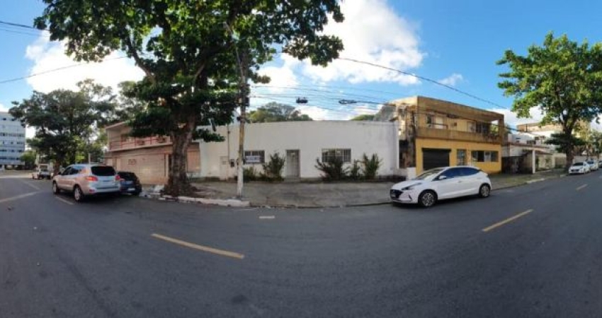 Casa Comercial em Santo Amaro | 175m² | 3 Salas | 4 Vagas