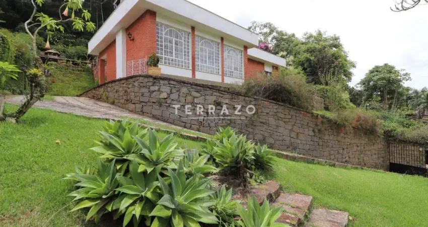 Casa à venda, 3 quartos, 2 suítes, 7 vagas, albuquerque - teresópolis/rj