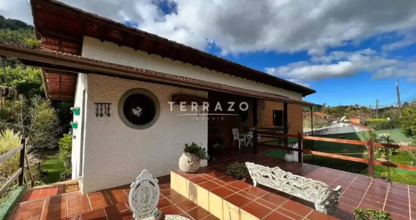 Casa à venda, 5 quartos, 3 suítes, 10 vagas, Albuquerque - Teresópolis/RJ