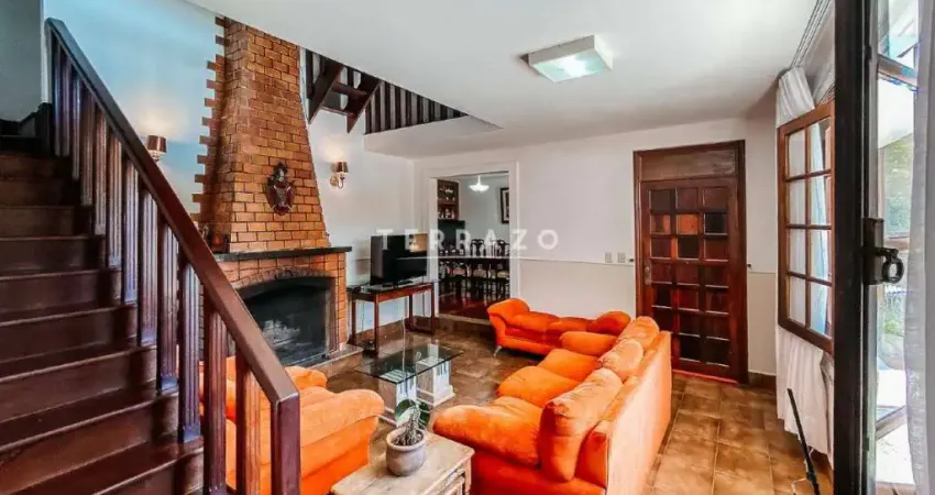 Casa à venda, 7 quartos, 3 suítes, 2 vagas, comary - teresópolis/rj