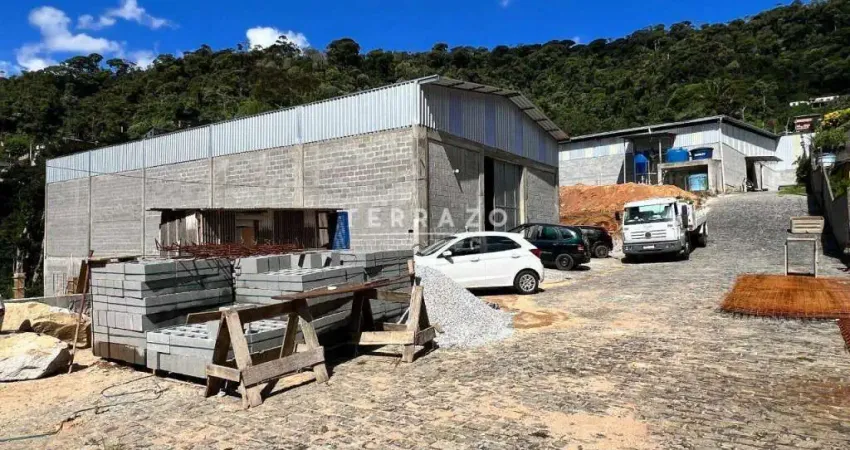 Barracão / Galpão / Depósito à venda no Meudon, Teresópolis 