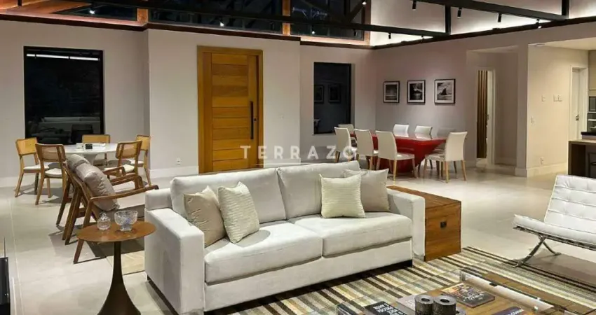 Casa em Condomínio à venda, 5 quartos, 4 suítes, 5 vagas, Carlos Guinle - Teresópolis/RJ