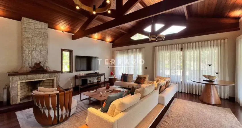 Casa em Condomínio à venda, 6 quartos, 4 suítes, 4 vagas, Quebra Frascos - Teresópolis/RJ