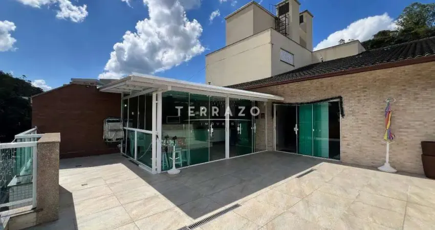 Cobertura à venda, 3 quartos, 2 suítes, 2 vagas, Tijuca - Teresópolis/RJ