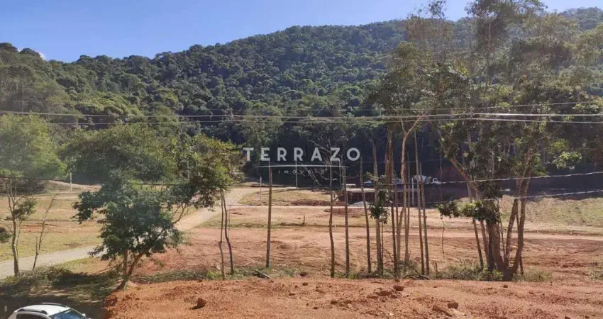 Terreno em Condomínio à venda, 1 vaga, Prata - Teresópolis/RJ