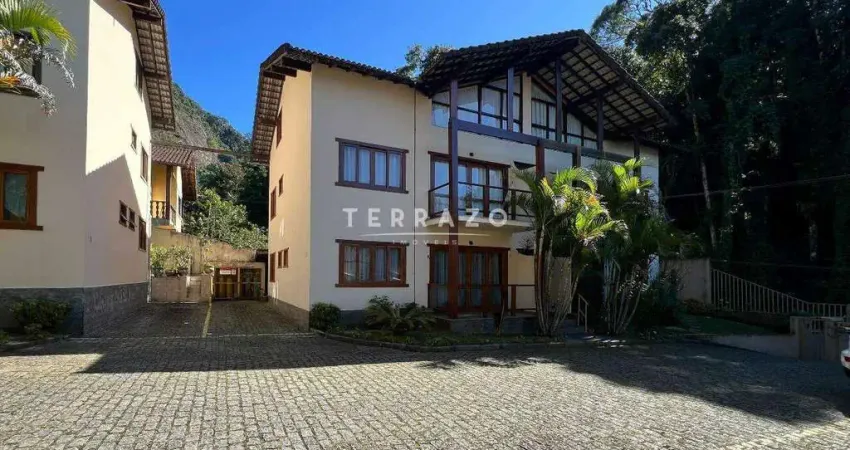 Apartamento à venda, 2 quartos, 1 suíte, 1 vaga, Soberbo - Teresópolis/RJ