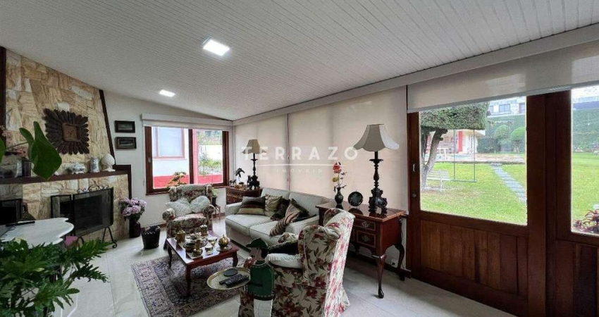 Casa em Condomínio à venda, 3 quartos, 1 suíte, 3 vagas, Alto - Teresópolis/RJ