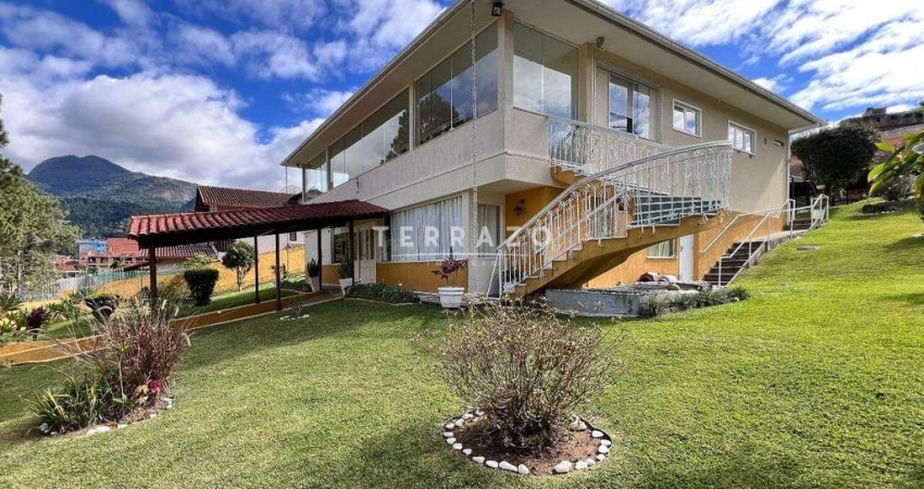 Casa à venda, 5 quartos, 3 suítes, 5 vagas, Alto - Teresópolis/RJ