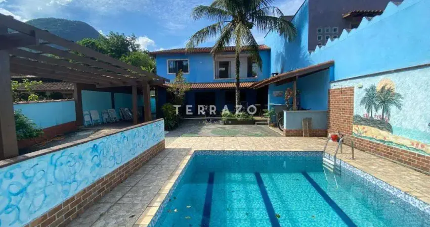 Casa comercial à venda em caneca fina, guapimirim (rj) - 3 quartos, piscina e 4 vagas