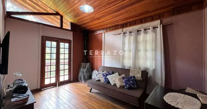 Casa à venda, 3 quartos, 1 vaga, Albuquerque - Teresópolis/RJ