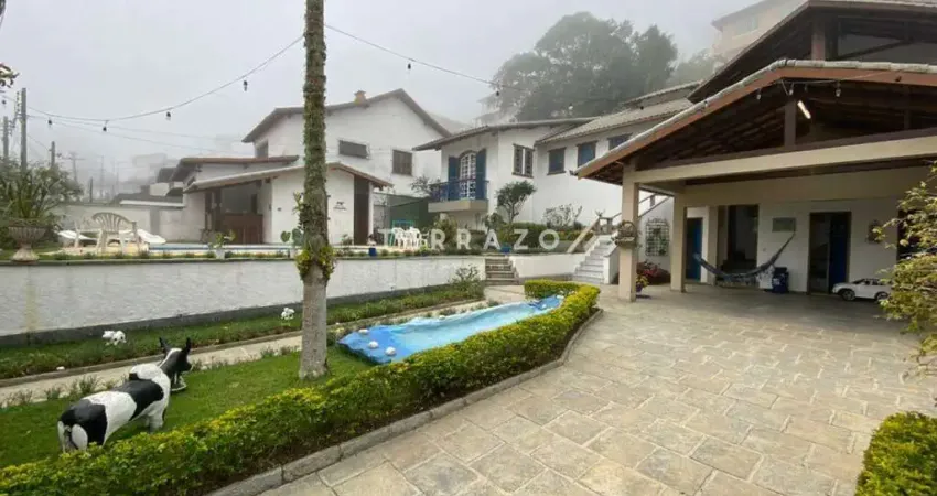Casa para aluguel, 5 quartos, 2 suítes, 5 vagas, Tijuca - Teresópolis/RJ