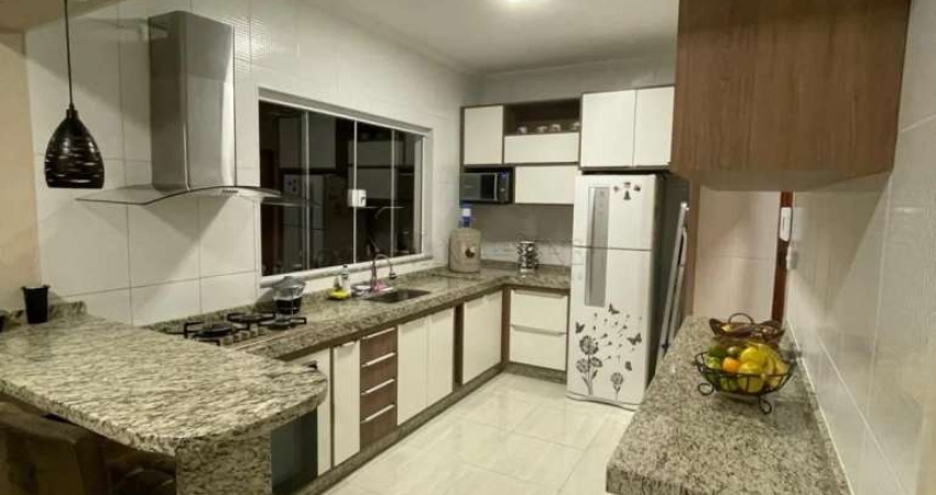 Sua Nova Casa Espera por Você! À Venda, Agende uma Visita