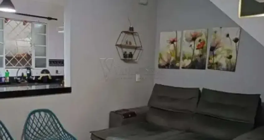 Casa Sobrado à Venda no Condomínio Riviera de Portugal em São José dos Campos, SP.