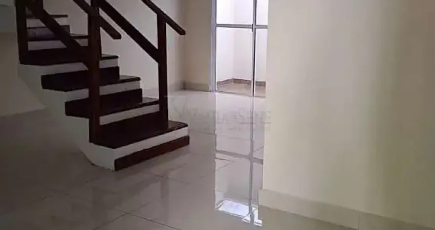 Sobrado em Condomínio à Venda na Vila São Bento, São José dos Campos