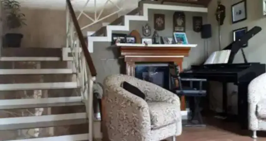 Seu Novo Lar Está Aqui! Casa Sobrado à Venda - Agende Sua Visita!