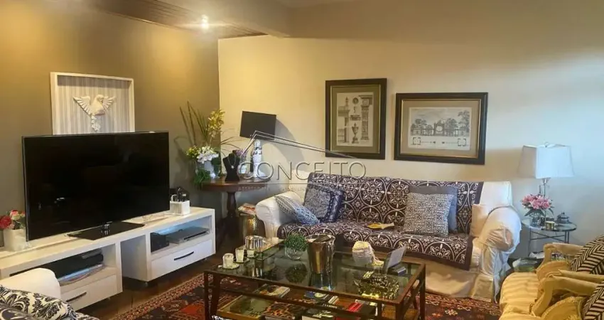 Apartamento à venda no Edifício Tivoli com 149m² | 3 dormitórios sendo 1 suíte e 2 vagas de garagem.