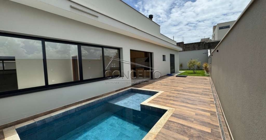 Casa térrea à venda no Condomínio Residencial Damha com 238 m² | 4 suítes e 3 vagas de garagem.