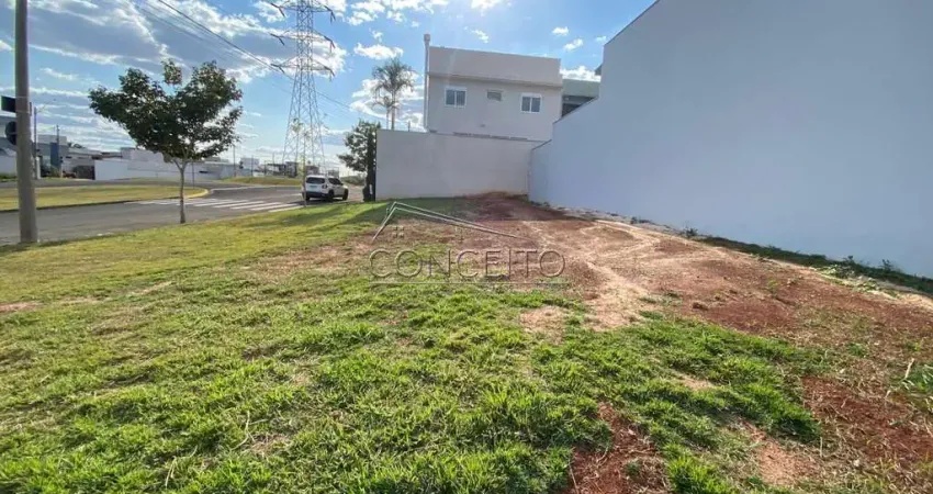Terreno à venda no Condomínio Lazuli Club com 273,5m² de área total.