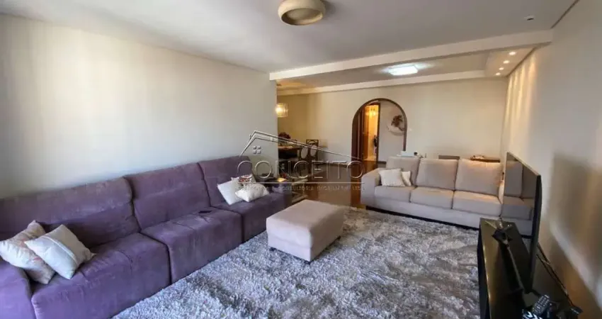 Apartamento à venda no Edifício Manhattan com 180 m² | 4 dormitórios, sendo 1 suíte e 2 vagas de garagem cobertas.