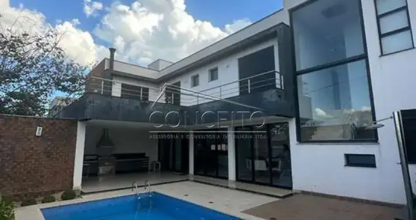 Sobrado à venda no condomínio Damha com 330,50 m² | 3 suítes avarandadas e 4 vagas de garagem, sendo 2 cobertas.