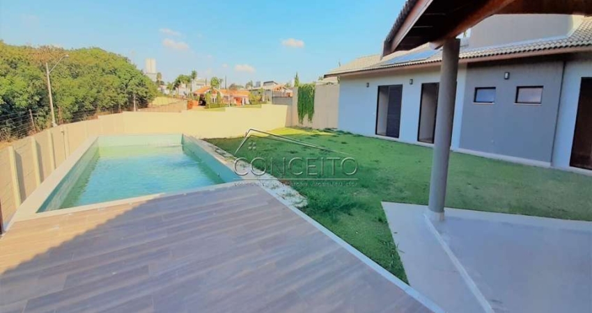 Casa térrea à venda no condomínio Park Campestre I com 384 m² | 3 suítes, sendo 1 suíte master com closet e 6 vagas de garagem.
