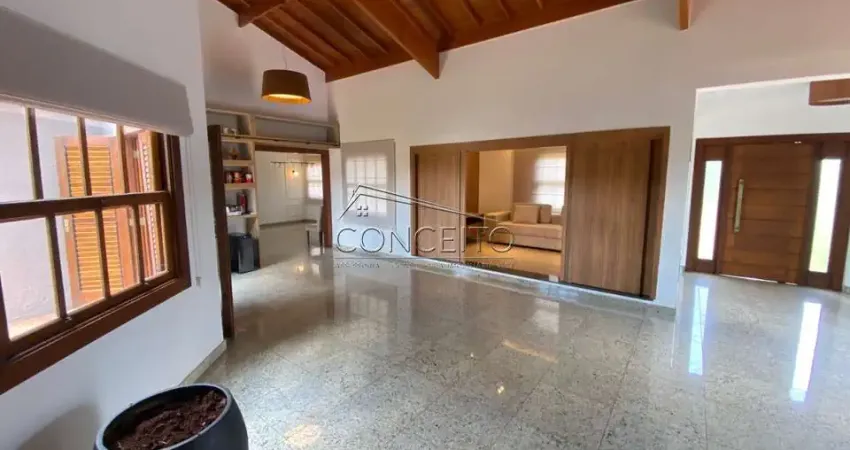 Chácara à venda no Condomínio Colinas do Piracicaba com 174 m² | 3 dormitórios, sendo 1 suíte e 2 vagas de garagem.