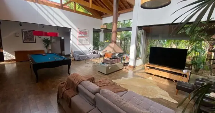 Casa térrea à venda no Condomínio Park Campestre com 438 m² de área construída | 3 suítes, piscina aquecida de 3 vagas de garagem cobertas