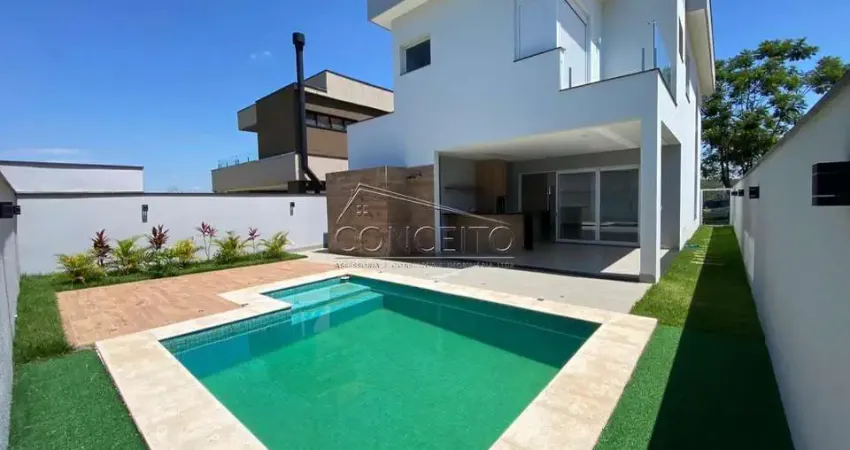 Sobrado à venda no Condomínio Villa Bela Vista com 367m² | 3 suítes e 4 vagas de garagem.