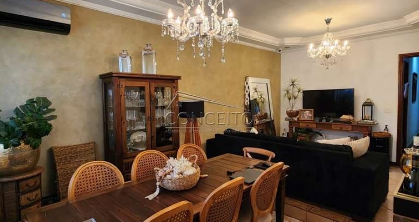 Casa térrea à venda no bairro Alto da Pompéia com 145 m² | 3 dormitórios, sendo 1 suíte com closet e 2 vagas de garagem