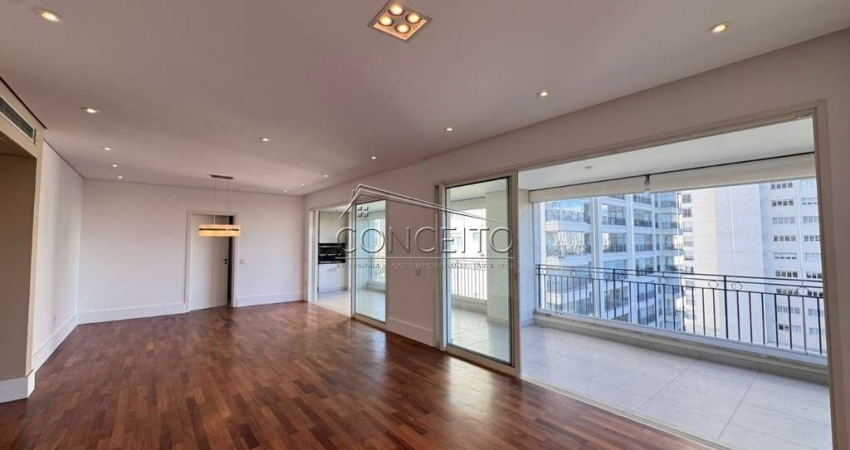 Apartamento à venda no Condomínio Lindenberg Timboril com 213 m² | 3 suítes, varanda gourmet e 3 vagas cobertas.