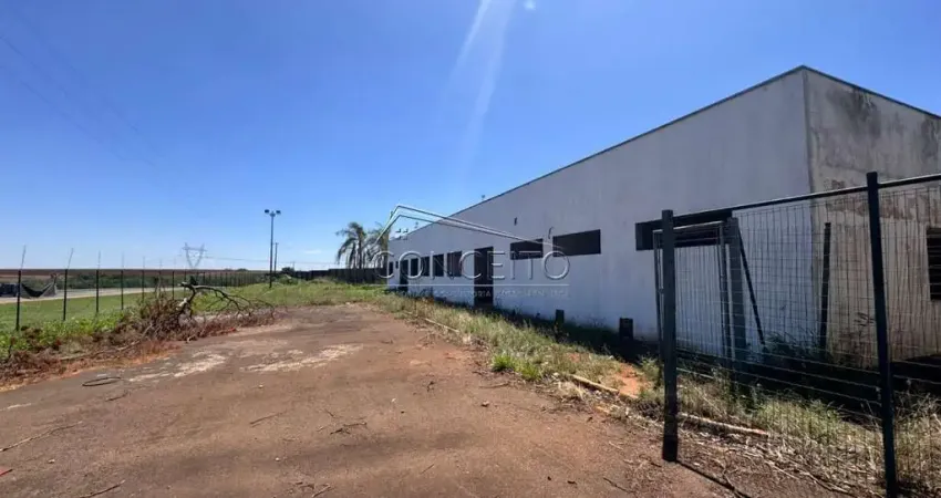 Imóvel comercial/industrial à venda no bairro tanquinho com área construída de 894,84 m² | projeto para aprox.15 salas e amplo estacionamento.