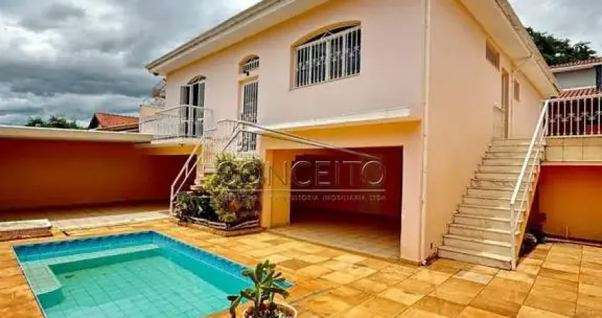 Sobrado à venda no bairro nova piracicaba com área construída de 300 m² | 3 dormitórios, sendo 1 suíte e 4 vagas de garagem cobertas.