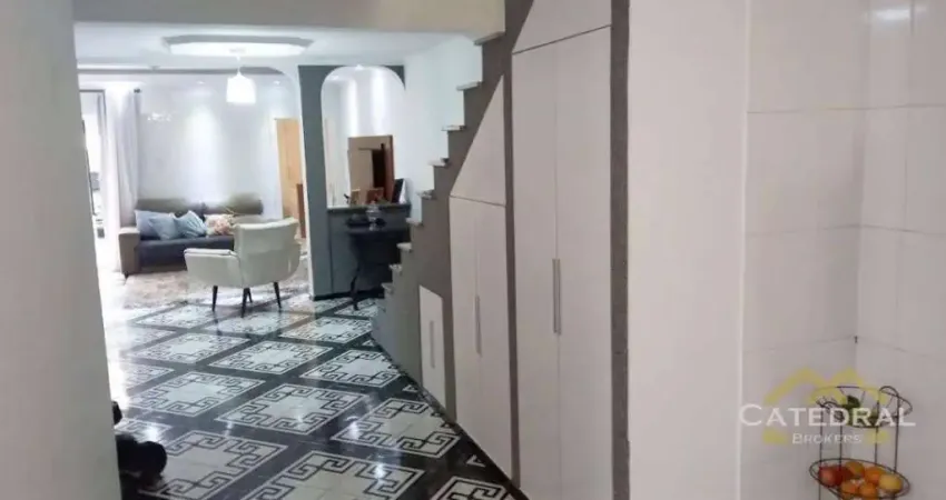 Casa com 4 dormitórios à venda, 193 m² por R$ 810.000,00 - Vila Vianelo - Jundiaí/SP