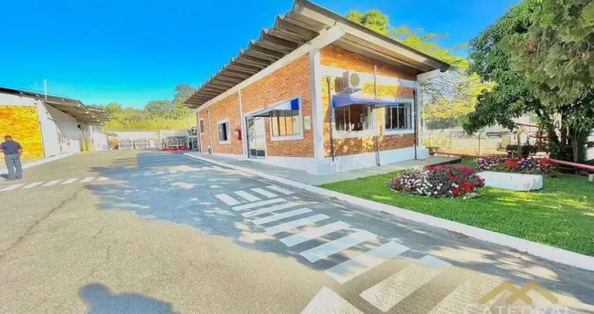 Galpão à venda no distrito industrial de jundiaí – 10.000m² de terreno | 3.500m² de área construída | 700m² de escritório