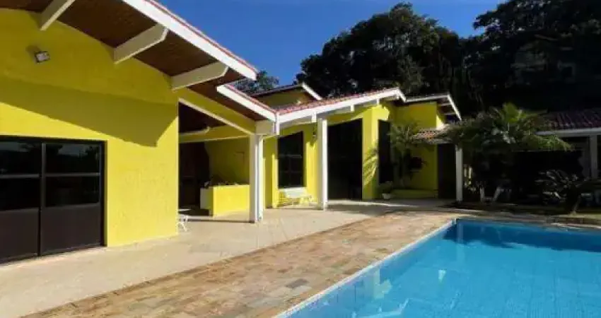 Casa com 3 dormitórios à venda, 1125 m² por R$ 1.800.000,00 - Alpes dos Araçás (Jordanésia) - Cajamar/SP