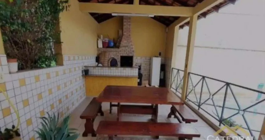 Sobrado com 3 dormitórios à venda, 287 m² por R$ 1.000.000,00 - Jardim Florestal - Jundiaí/SP