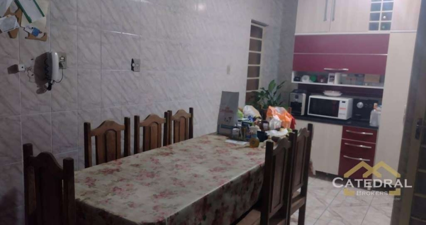 Casa com 4 dormitórios à venda, 184 m² por R$ 760.000,00 - Vila Arens - Jundiaí/SP