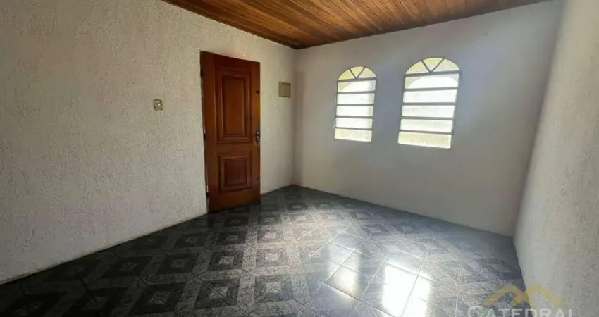 Casa com 2 dormitórios para alugar, 200 m² por R$ 2.683,83/mês - Jardim Pacaembu - Jundiaí/SP