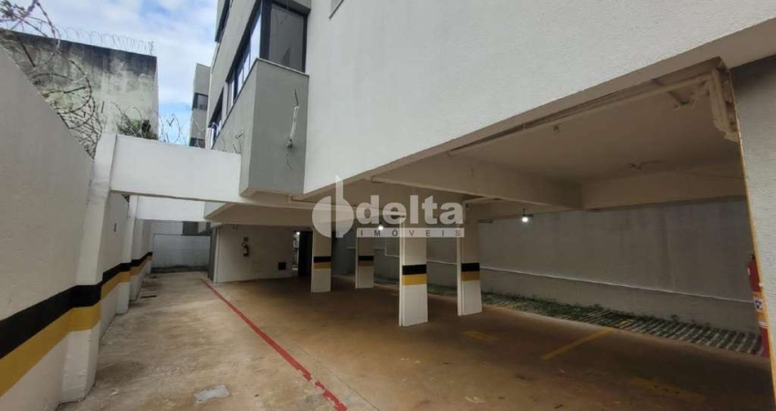Apartamento, disponível para locação no bairro Umuarama, Uberlândia-MG