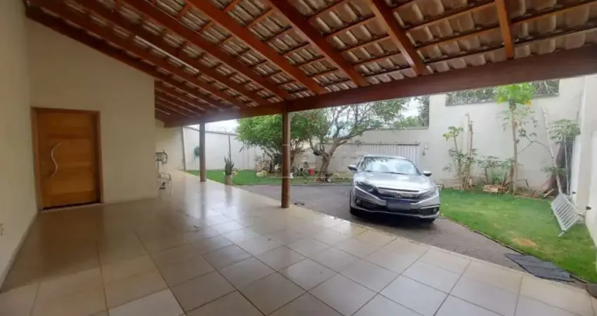 Casa disponível para locação no bairro Vigilato Pereira em Uberlândia-MG