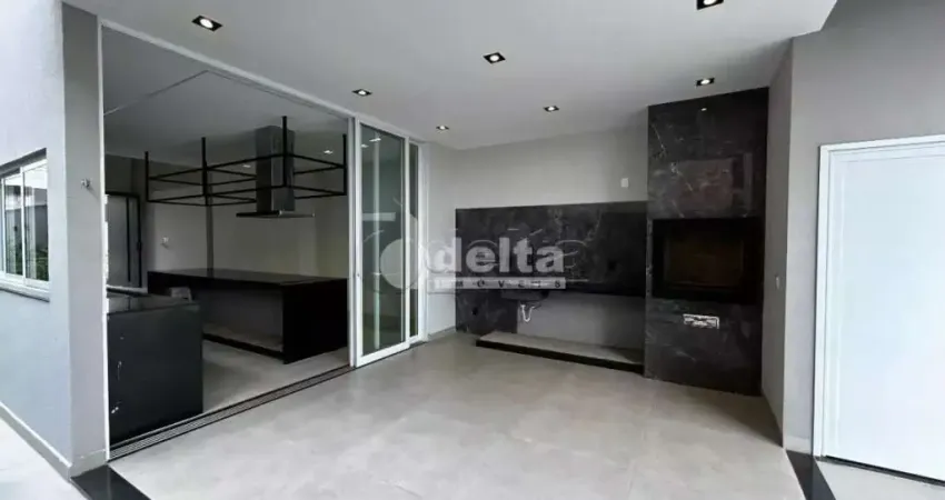 Casa no condomínio Park Sul disponível para venda em Uberlândia-MG
