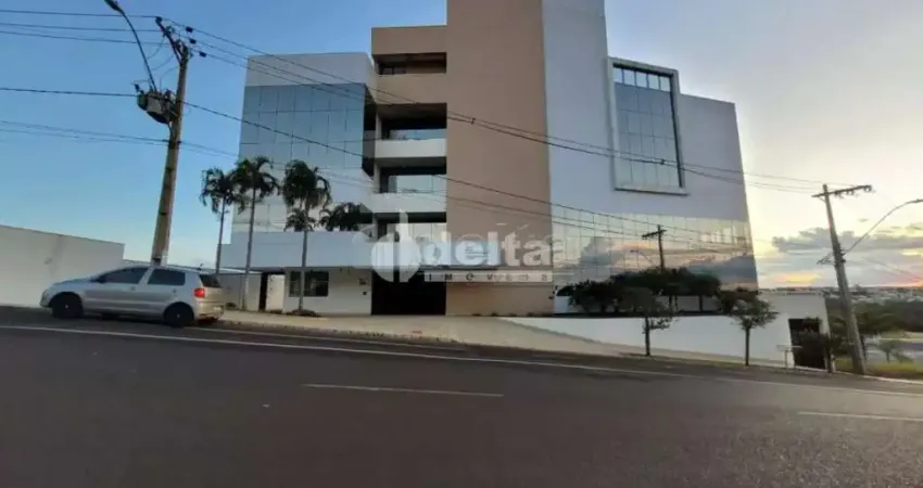 Prédio Comercial disponível para venda no bairro morada da colina em Uberlândia-MG