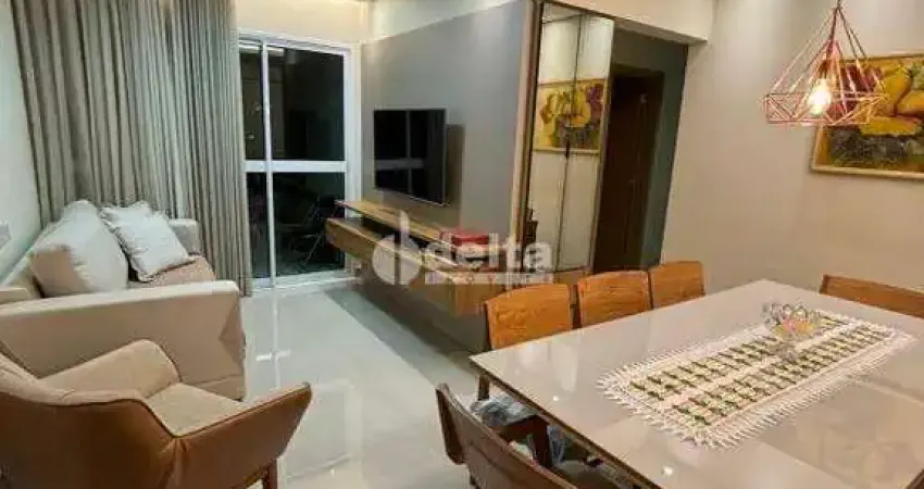 Apartamento disponível para venda no bairro Santa Mônica em Uberlândia-MG