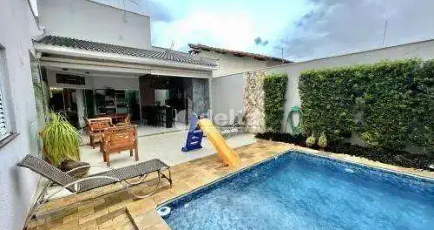 Casa disponível para venda no bairro santa mônica em uberlândia-mg